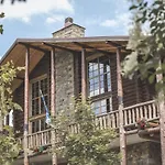 Sfendamos Wood Village Hotel Agios Pavlos (Imathia)