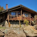 Sfendamos Wood Village