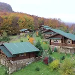Sfendamos Wood Village 3* Agios Pavlos (Imathia)
