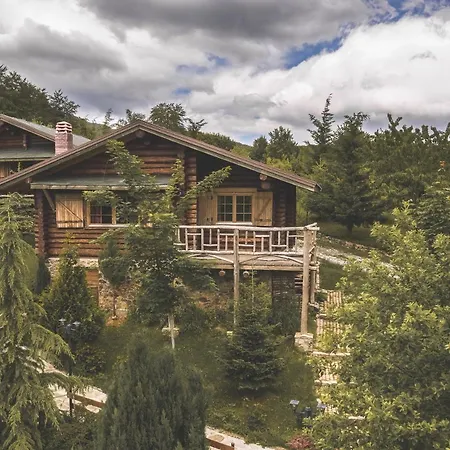 Sfendamos Wood Village