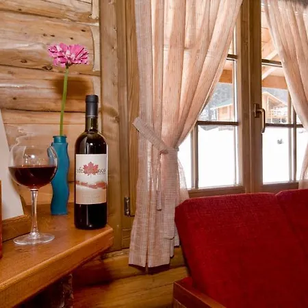 Sfendamos Wood Village Ξενοδοχείο 3*
