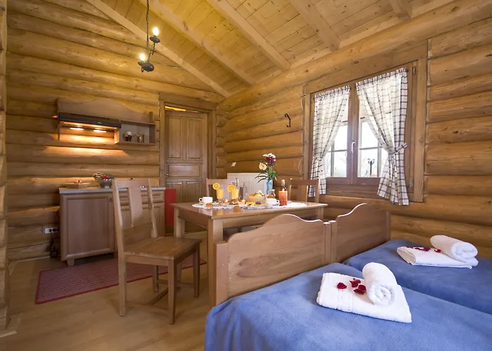 Ξενοδοχείο Sfendamos Wood Village 3*
